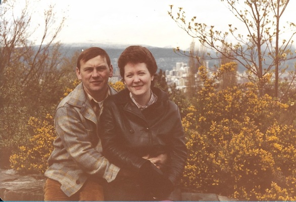 Robert "Bob" Bud Whitlock