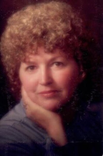 Eleanor "Ellie" Pauline (Wood) Applegate